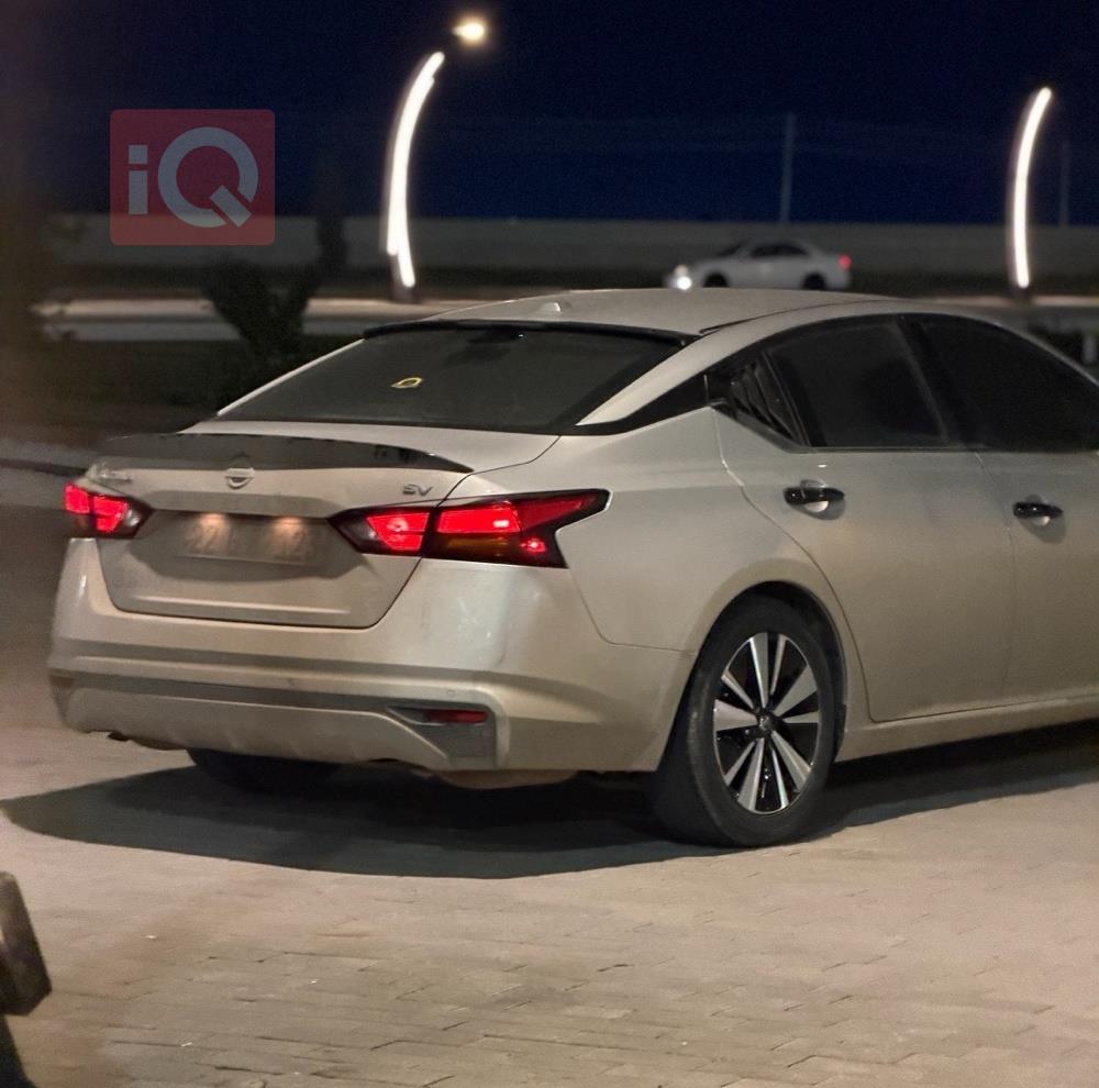 نيسان ألتيما